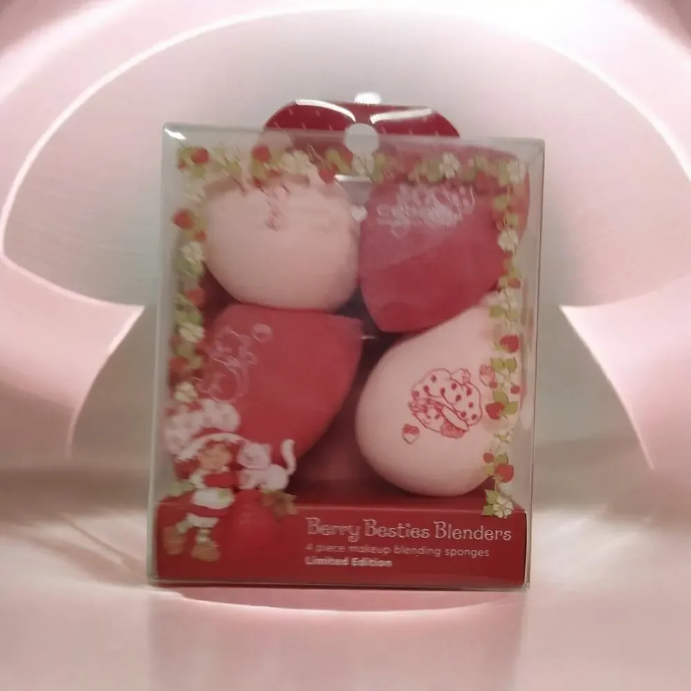 Celavi STRAWBERRY SHORTCAKE 4PC PRINTED MAKEUP BLENDERS